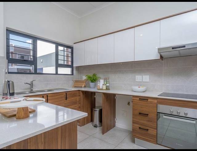 3 BEDROOM PROPERTY TO RENT IN SUNNINGHILL